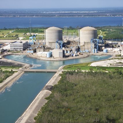 Nuclear power plant - nuclear energy jobs